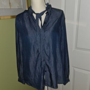 Chic Blue Button-Up Blouse